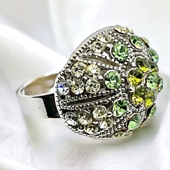 Vintage Green Rhinestone Dome Adjustable Silver Tone Ring - Picture 4 of 8